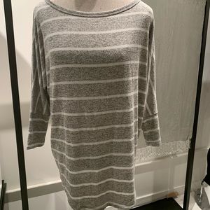 Market & Spruce Gray White Striped Boatneck Tunic
